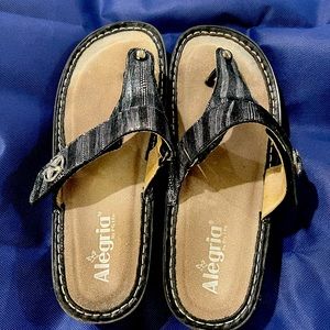 Algeria black thing sandals size 10